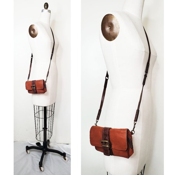 Cynthia Vincent Womens Brown Leather Mini Crossbody Bag Purse - Picture 2 of 10